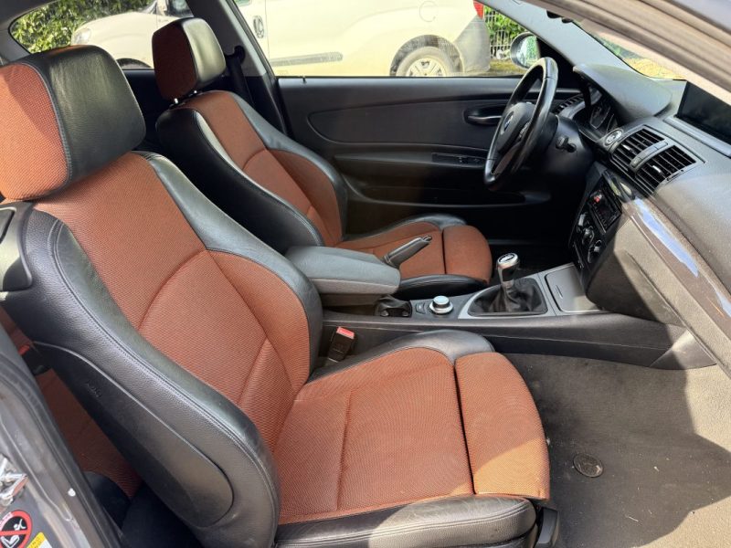 B.M.W. SERIE 1 118D CONNECTED DRIVE 2009