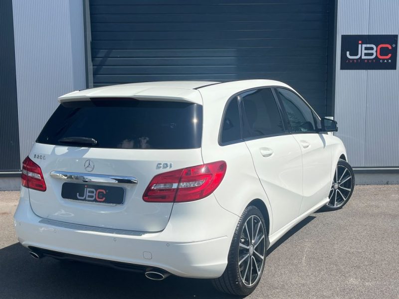MERCEDES CLASSE B B200 CDI 136Ch FASCINATION- Full Option - Toit Ouvrant - Caméra de recul 