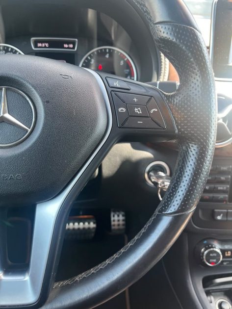 MERCEDES CLASSE B B200 CDI 136Ch FASCINATION- Full Option - Toit Ouvrant - Caméra de recul 
