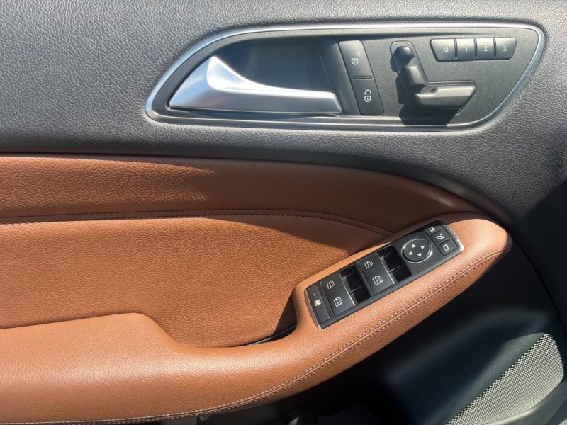 MERCEDES CLASSE B B200 CDI 136Ch FASCINATION- Full Option - Toit Ouvrant - Caméra de recul 