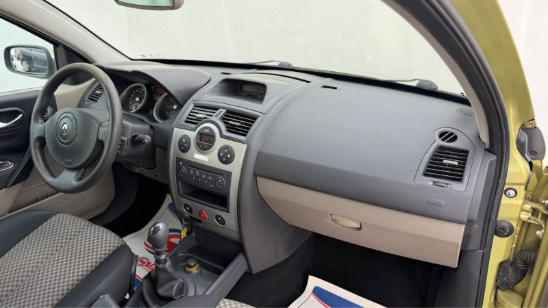 RENAULT MEGANE CONFORT EXPRESSION 1.9 DCI 120 2003
