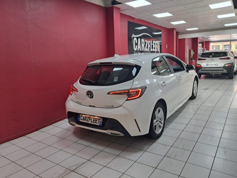 TOYOTA COROLLA BERLINE HYBRIDE 2.0 DYNAMIC BUSINESS 180cv/1 ERE MAIN/TVA RECUPERABLE