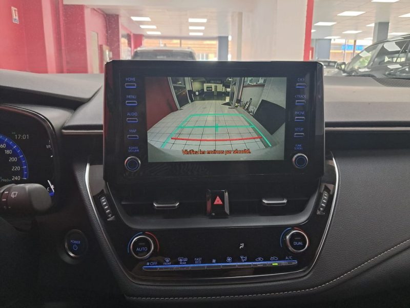 TOYOTA COROLLA BERLINE HYBRIDE 2.0 DYNAMIC BUSINESS 180cv/1 ERE MAIN/TVA RECUPERABLE