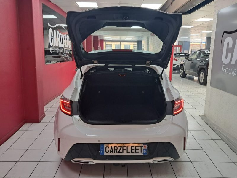TOYOTA COROLLA BERLINE HYBRIDE 2.0 DYNAMIC BUSINESS 180cv/1 ERE MAIN/TVA RECUPERABLE