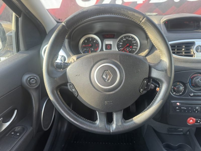 RENAULT CLIO III GRANDTOUR  1.5 DCI (KR0F) 2010