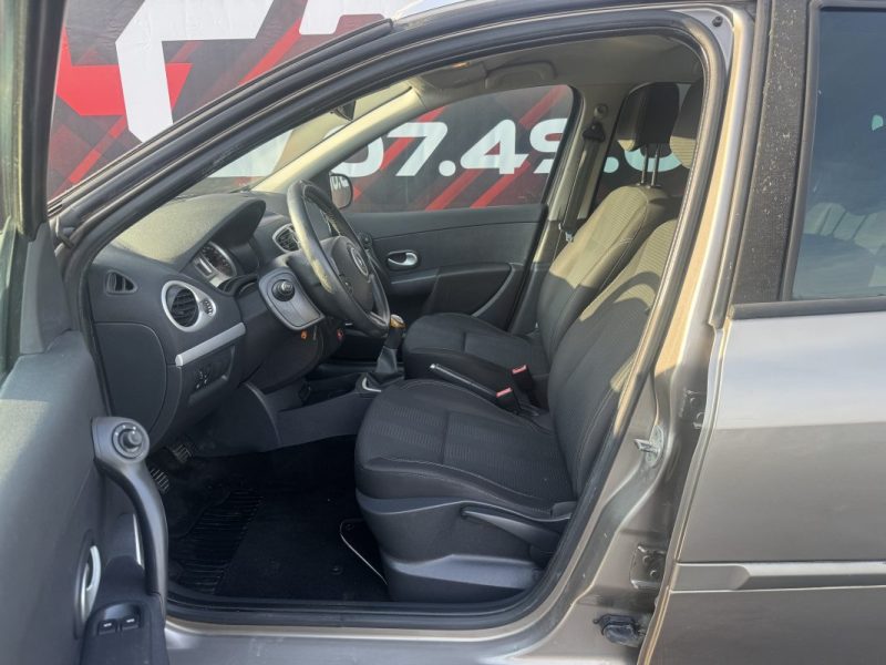 RENAULT CLIO III GRANDTOUR  1.5 DCI (KR0F) 2010