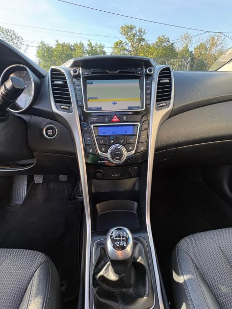 ✅HYUNDAI i30 1.6 CRDi 130ch TOIT OUVRANT✅