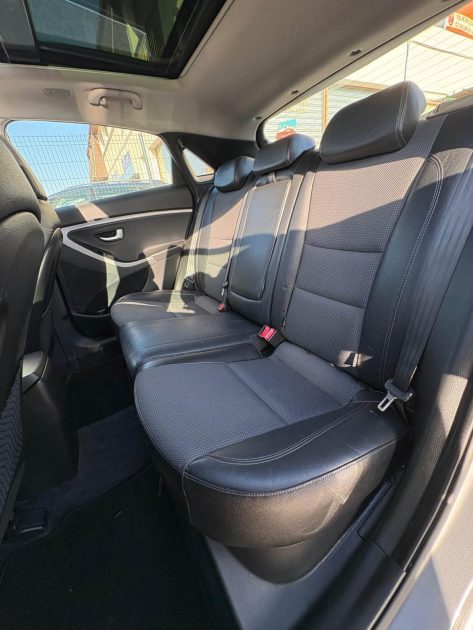 ✅HYUNDAI i30 1.6 CRDi 130ch TOIT OUVRANT✅