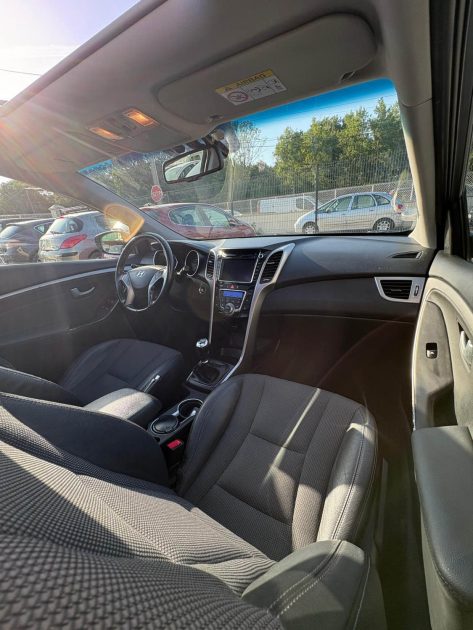 ✅HYUNDAI i30 1.6 CRDi 130ch TOIT OUVRANT✅