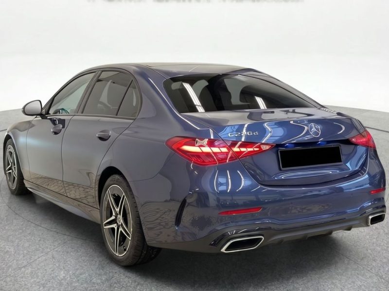 MERCEDES-BENZ C 220 D AMG LINE 2025