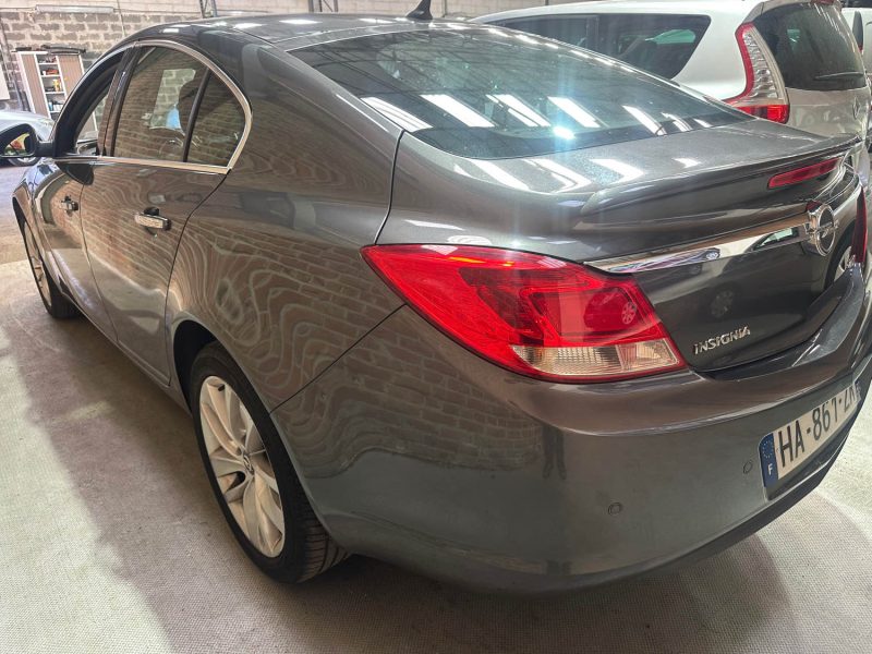 OPEL INSIGNIA 2.0 CDTI 130 EDITION 2012