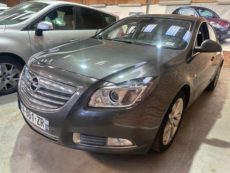 OPEL INSIGNIA 2.0 CDTI 130 EDITION 2012