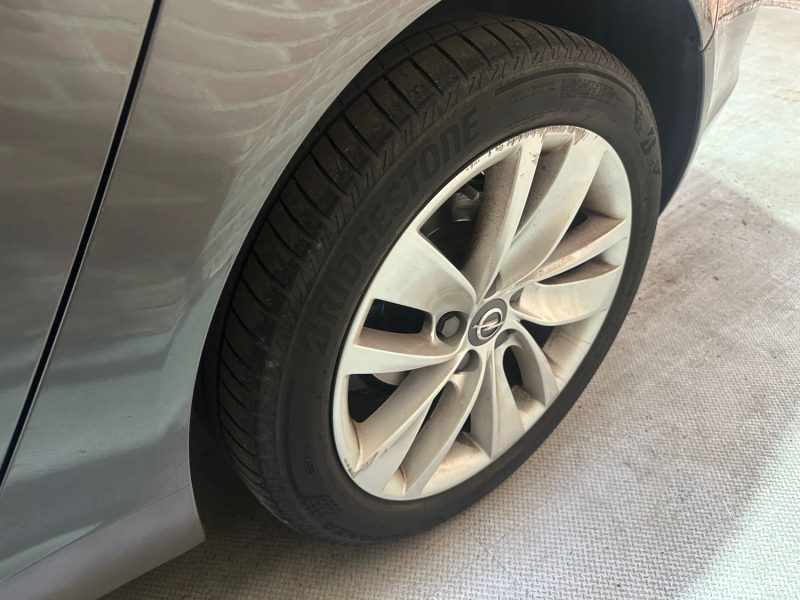 OPEL INSIGNIA 2.0 CDTI 130 EDITION 2012