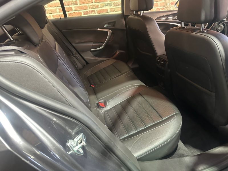 OPEL INSIGNIA 2.0 CDTI 130 EDITION 2012