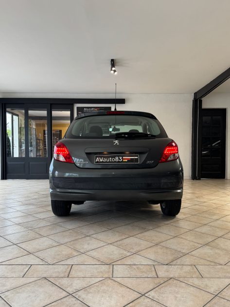 PEUGEOT 207 1.4i 75cv Urban Style - Embrayage Neuf - Distribution Neuve - Garantie 12 mois/15.000km