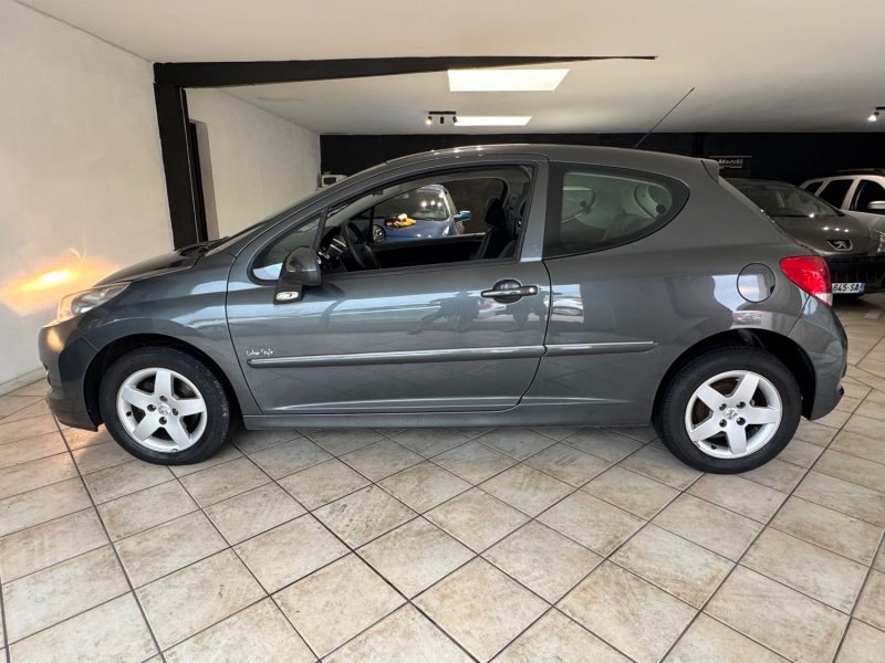 PEUGEOT 207 1.4i 75cv Urban Style - Embrayage Neuf - Distribution Neuve - Garantie 12 mois/15.000km