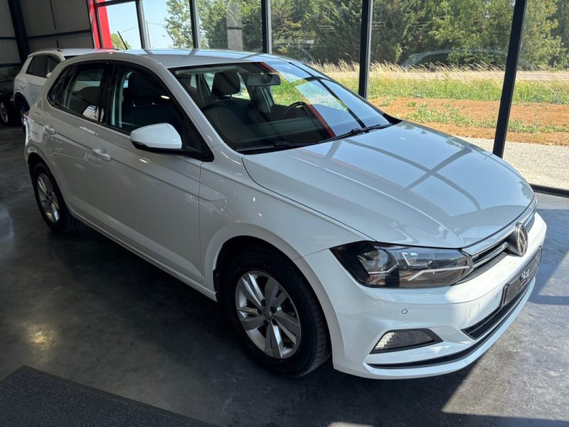 VOLKSWAGEN POLO CONFORTLINE 2018