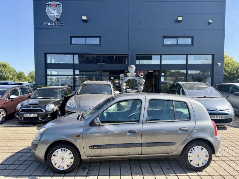 RENAULT CLIO EXPRESSION 1.4 16V BVA PROACTIVE 2002