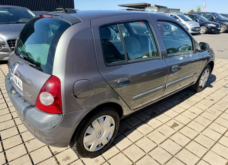 RENAULT CLIO EXPRESSION 1.4 16V BVA PROACTIVE 2002