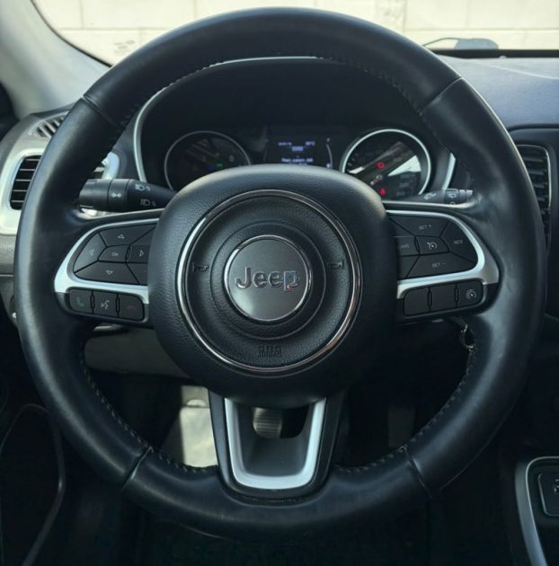 Jeep Compass 1.4 Multi Air 140 Sport 4X2 (Entretien Complet / Attelage)
