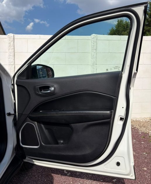 Jeep Compass 1.4 Multi Air 140 Sport 4X2 (Entretien Complet / Attelage)