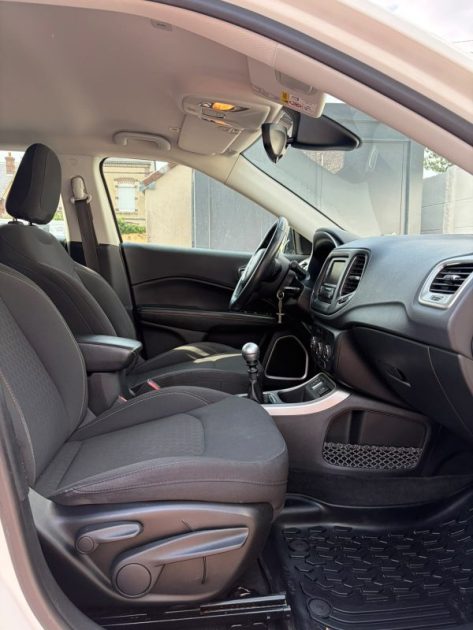 Jeep Compass 1.4 Multi Air 140 Sport 4X2 (Entretien Complet / Attelage)