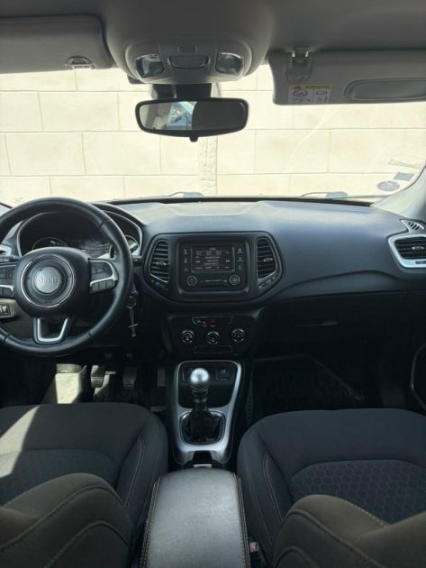 Jeep Compass 1.4 Multi Air 140 Sport 4X2 (Entretien Complet / Attelage)