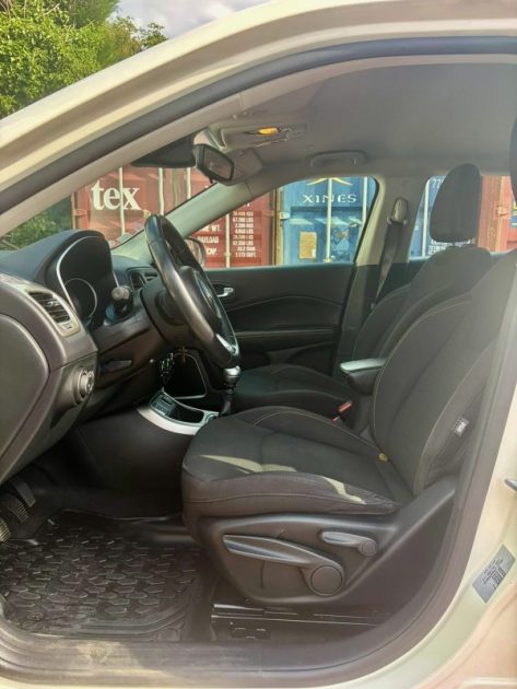 Jeep Compass 1.4 Multi Air 140 Sport 4X2 (Entretien Complet / Attelage)