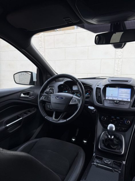 Ford Kuga 2.0 tdci 150ch ST Line Start And Stop 4X2 (Caméra de Recul | Attelage)