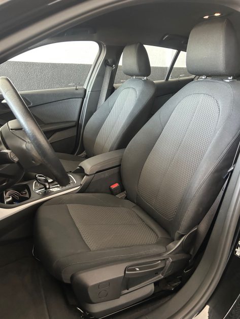 BMW 116DA BUSINESS DESIGN DKG7 CARPLAY / CAMERA