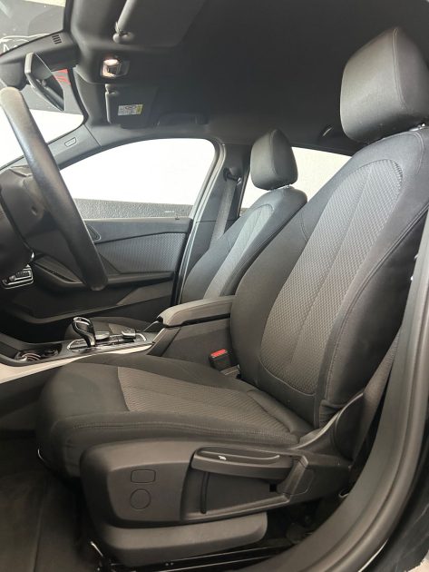 BMW 116DA BUSINESS DESIGN DKG7 CARPLAY / CAMERA