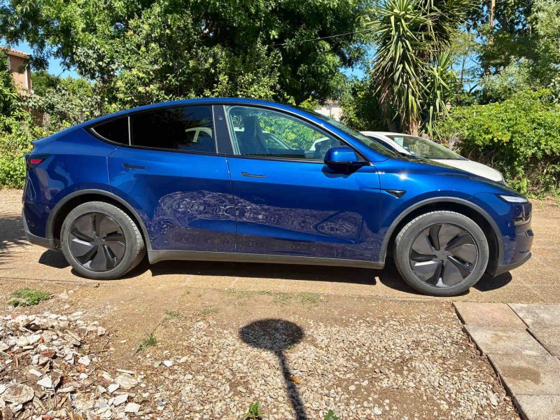 TESLA MODEL Y PREMIUM PROPULSION LR 2025