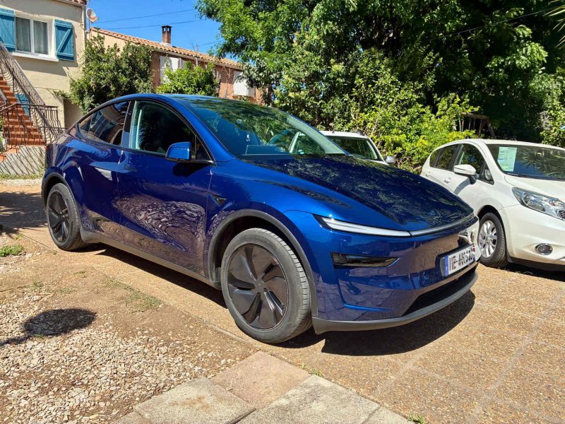 TESLA MODEL Y PREMIUM PROPULSION LR 2025