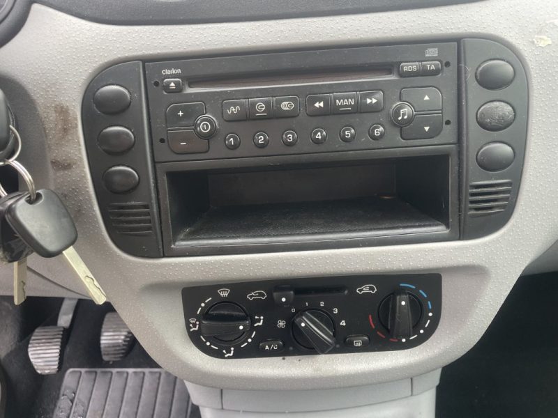CITROEN C3 1.6I 16 V PACK CLIM  151500 Kilomètres