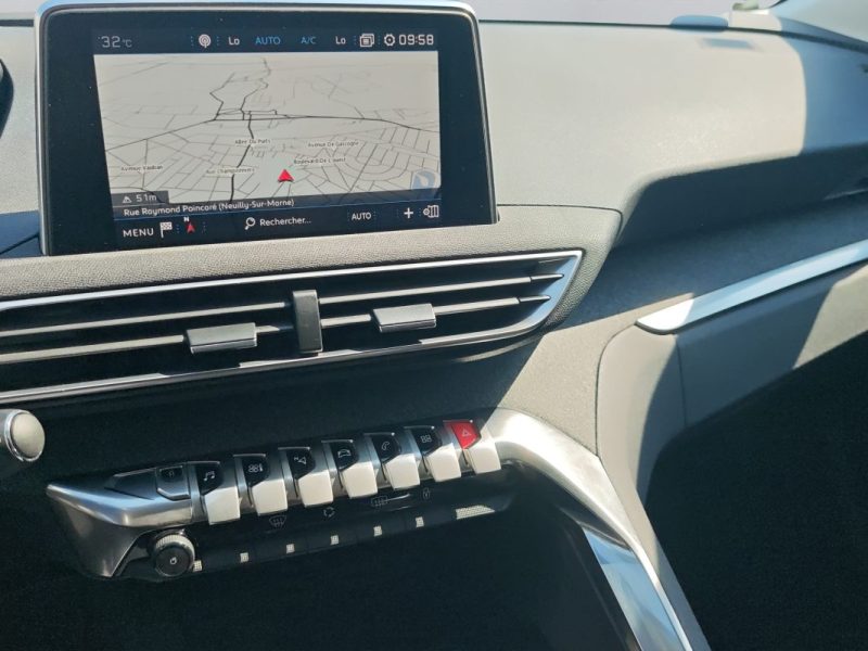 PEUGEOT 5008 II 1.2 PURETECH 130 S&S ALLURE 