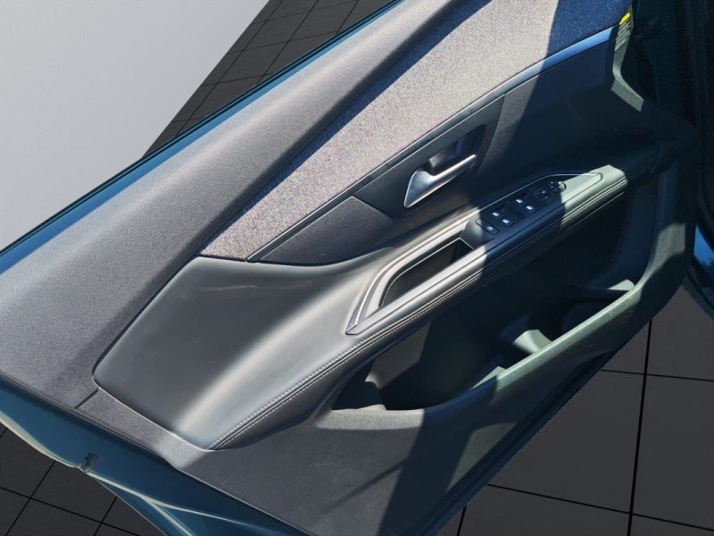 PEUGEOT 5008 II 1.2 PURETECH 130 S&S ALLURE 