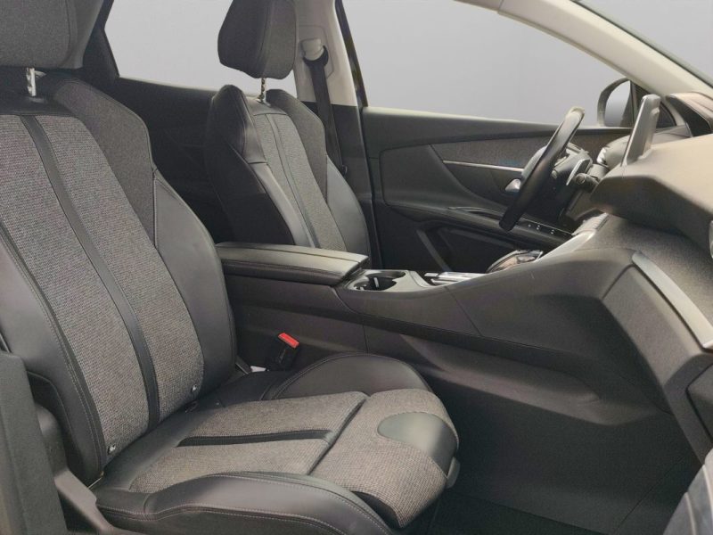 PEUGEOT 3008 II 1.2 PURETECH 130 S&S ALLURE BUSINESS EAT8