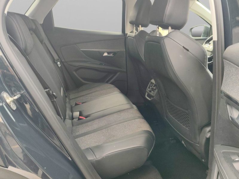 PEUGEOT 3008 II 1.2 PURETECH 130 S&S ALLURE BUSINESS EAT8