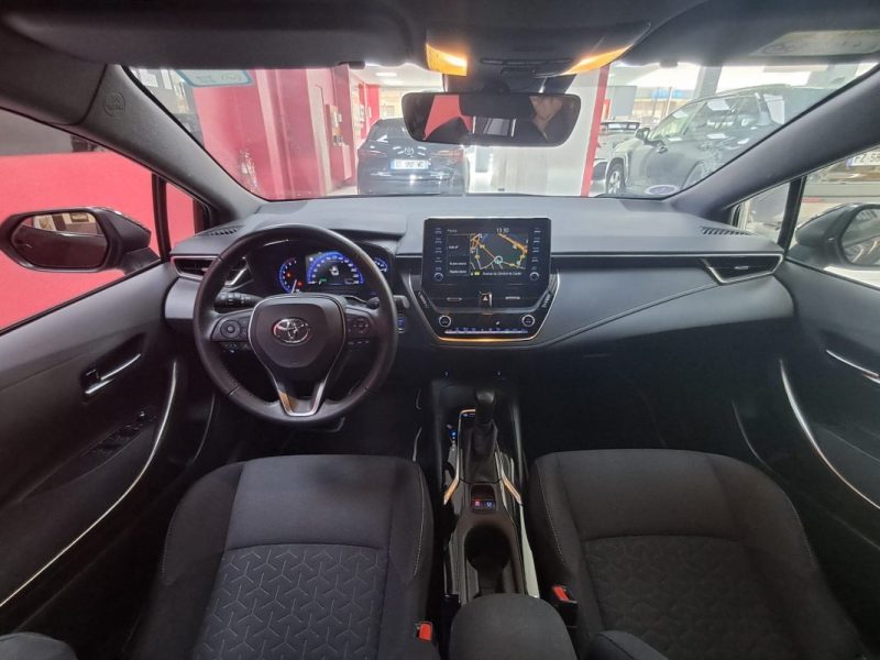 TOYOTA COROLLA BERLINE HYBRIDE 1.8 DYNAMIC BUSINESS 122cv/1 ERE MAIN/TVA RECUPERABLE
