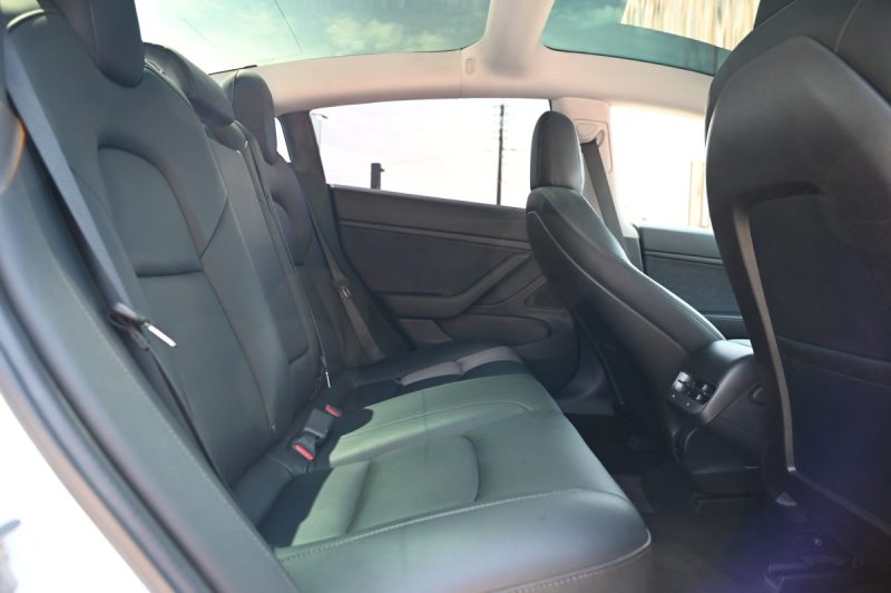 TESLA MODEL 3 PERFORMANCE DUAL MOTOR AWD 483CH 10/2019