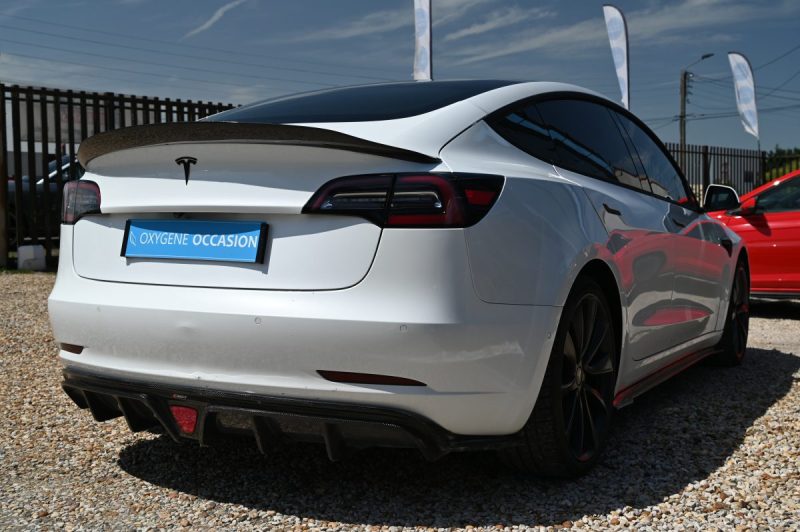 TESLA MODEL 3 PERFORMANCE DUAL MOTOR AWD 483CH 10/2019