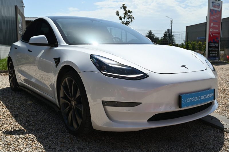 TESLA MODEL 3 PERFORMANCE DUAL MOTOR AWD 483CH 10/2019