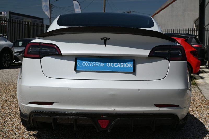 TESLA MODEL 3 PERFORMANCE DUAL MOTOR AWD 483CH 10/2019