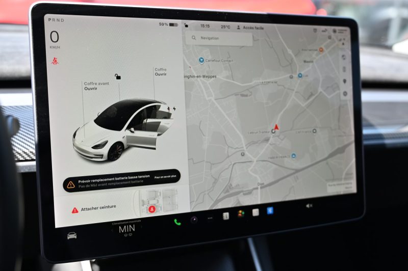 TESLA MODEL 3 PERFORMANCE DUAL MOTOR AWD 483CH 10/2019
