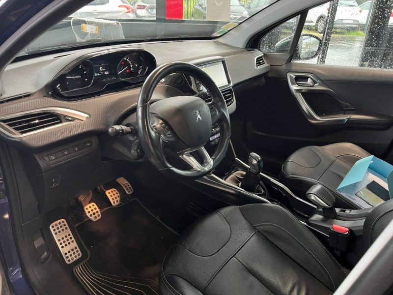 🚗 PEUGEOT 2008 1.6 e-HDI 92ch ⚙️ FÉLINE ☀️ Toit panoramique ♨️ Sièges chauffants 📡 Radar de recul