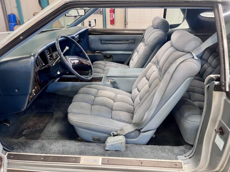 LINCOLN  Continental Mark V Diamond Blue Jubilée Edition 7.5 V8 210CH BVA de 1978