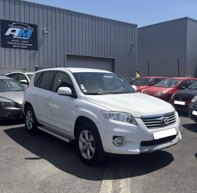 TOYOTA RAV4 150 D-CAT 150 CV CLEAN POWER BVA 2011 GARANTIE 