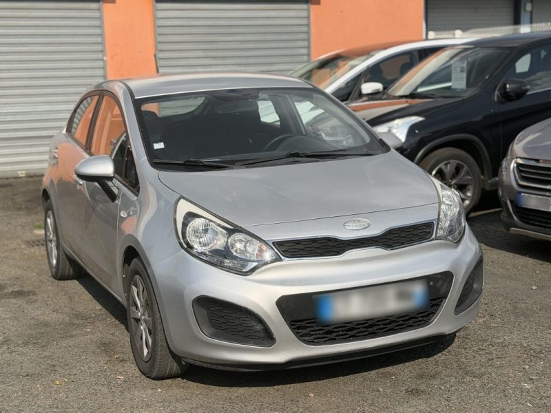 KIA RIO 1.1 CRDI 75 cv - GARANTIE 12 mois 