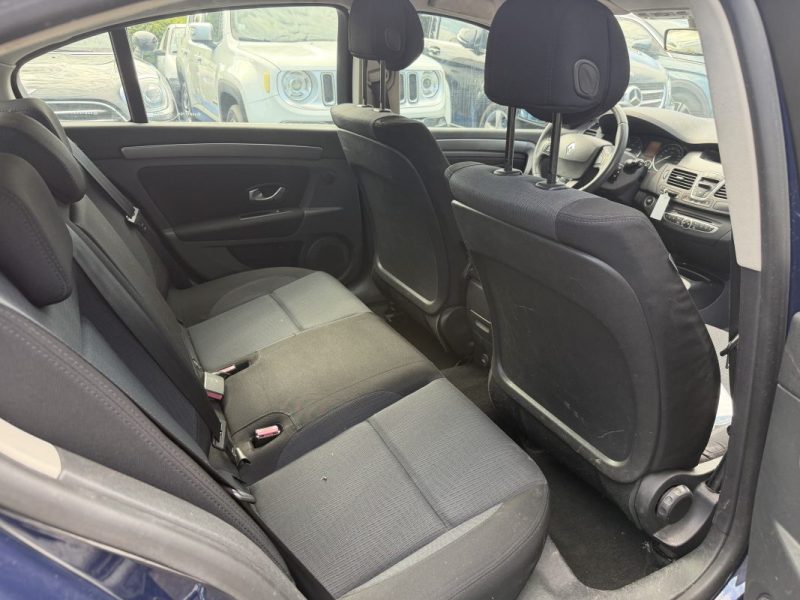 RENAULT LAGUNA III 2.0 DCI 130 EXPRESSION
