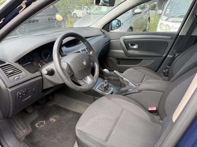 RENAULT LAGUNA III 2.0 DCI 130 EXPRESSION
